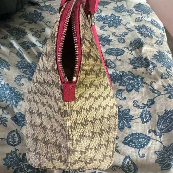 Michael Kors Tan and Pink Tote Bag - Picture 4 of 6